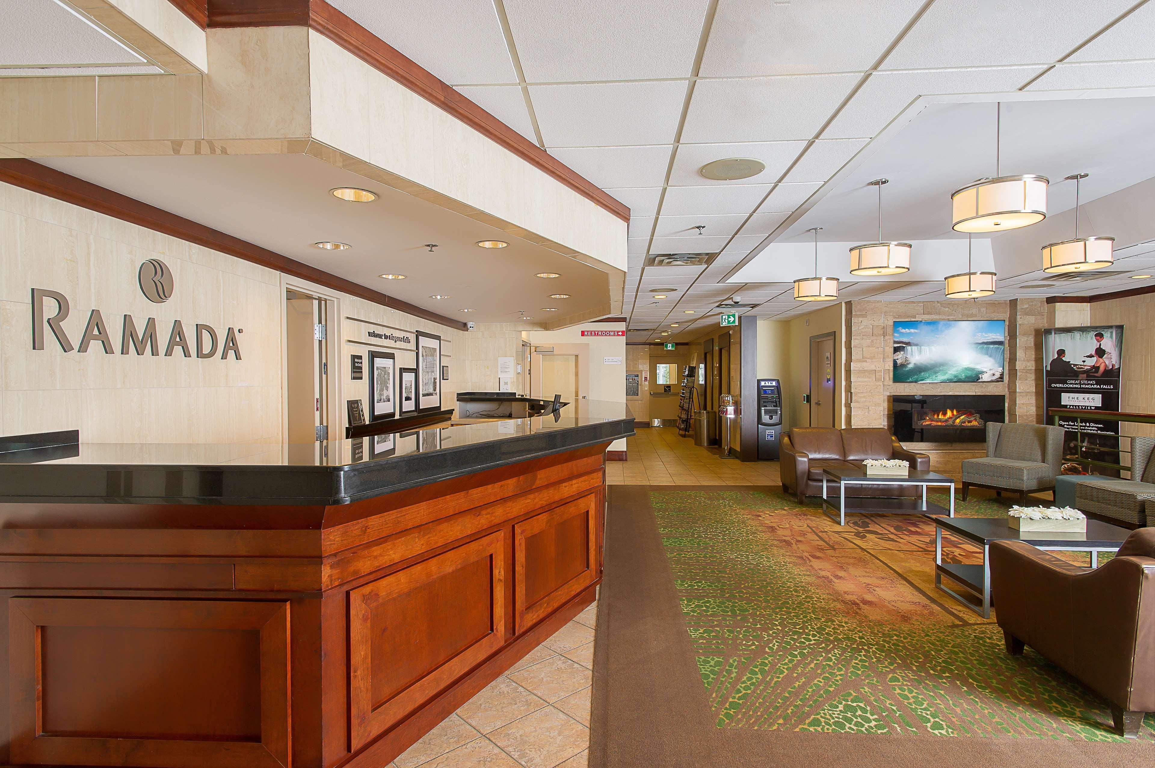 Ramada By Wyndham Niagara Falls By The River Экстерьер фото